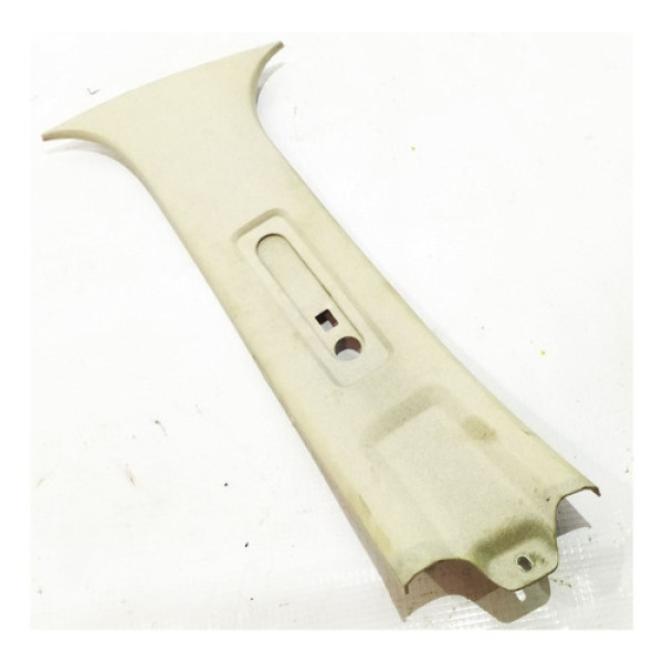 Capa Superior Coluna Central Esquerda Fiat Idea 1.4  2012 84
