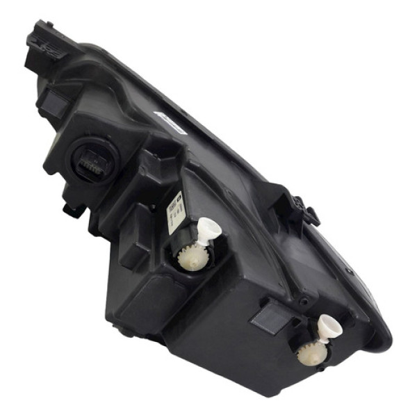 Farol Direito Gm Tracker 2020/21    160090 Esquerdo