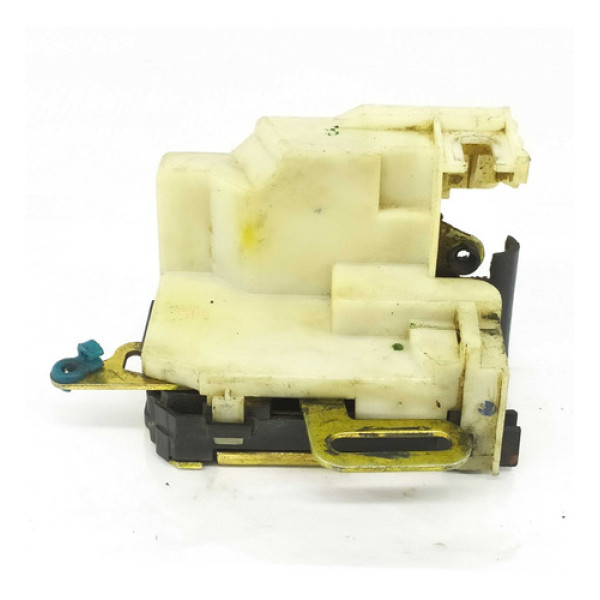 Fechadura Dianteira Direita Gm Corsa 2002 24203