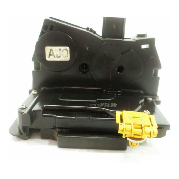 Fechadura Porta Dianteira Direita Gm Onix 1.4 2016 90309