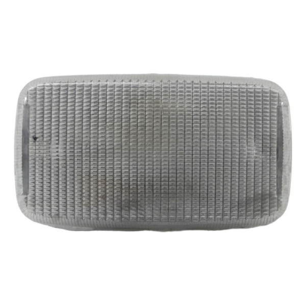 Luz Cortesia Porta Dianteira Direita Nissan Quest 1995 14414