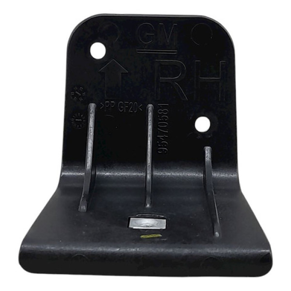 Suporte Puxador Porta Dianteira Direita  Gm Tracker Premier 