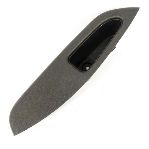 Puxador Porta Traseira Direita Nissan March 1.6s  2012 92751