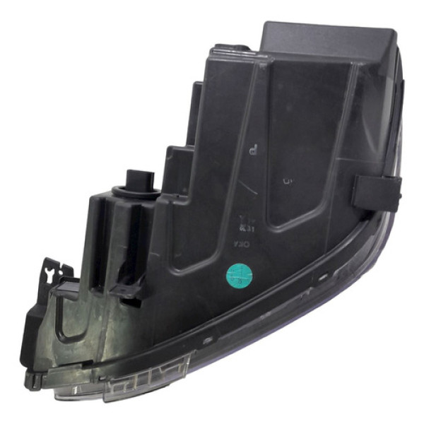 Farol Direito Gm Tracker 2020/21    160090 Esquerdo