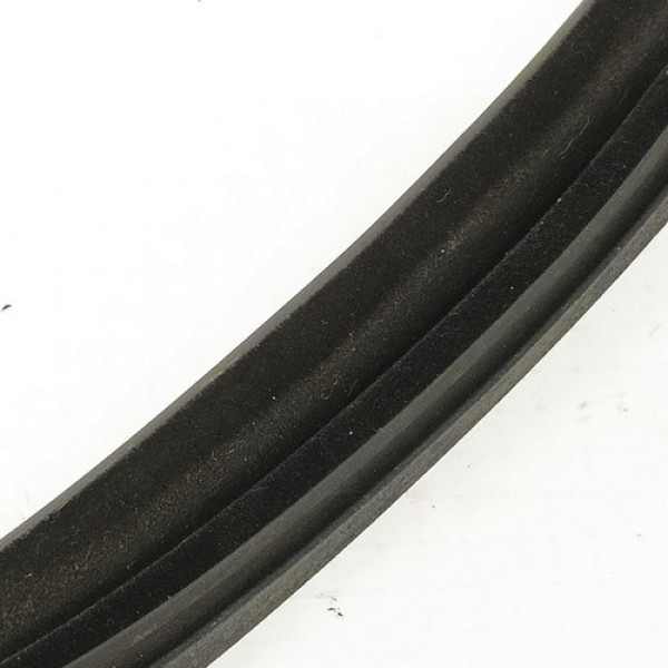 Borracha Canaleta Vidro Porta Dianteira Direita Gm Classic 2