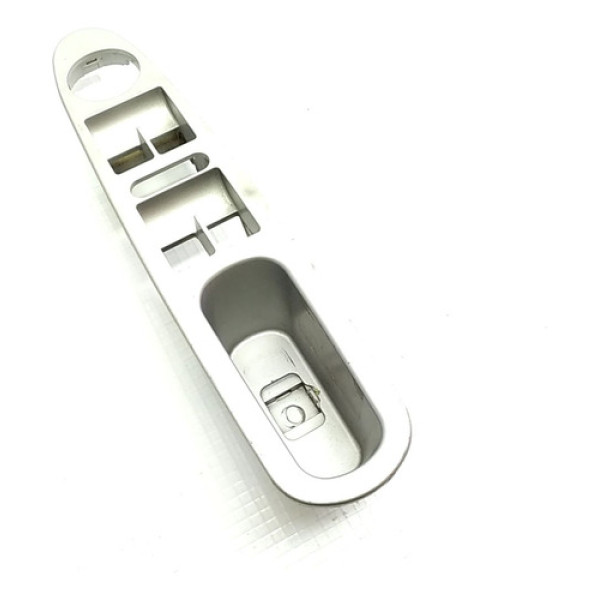 Moldura Botão Vidro Dianteiro Esquerdo Chery S18 2012    116