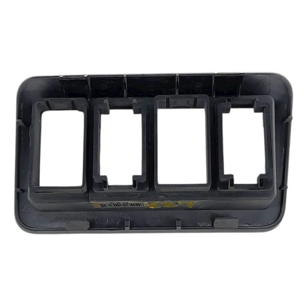 Moldura Botão Painel  Hyundai Santa Fe 2.7 2008 213745 Não Informado