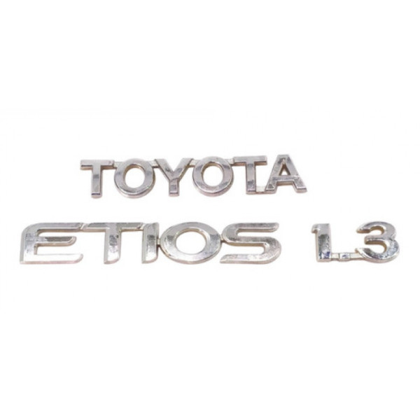 Emblema Tampa Traseira Toyota Etios 2015 Original 11994