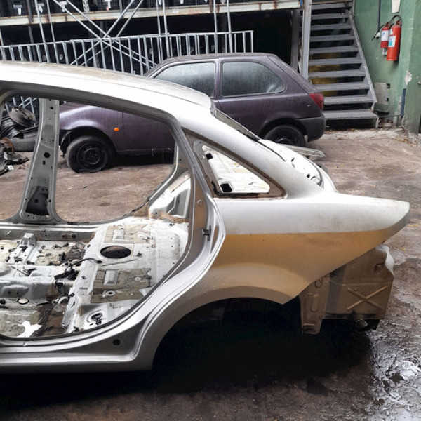 Lateral Esquerda Fiat Linea Dual 1.8 16v 2011 V1739 - P22