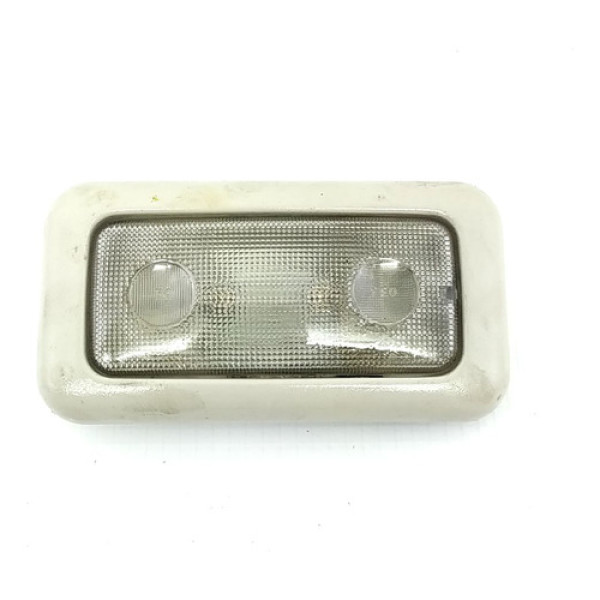 Luz Cortesia Fiat Idea Adventure 2007    123414