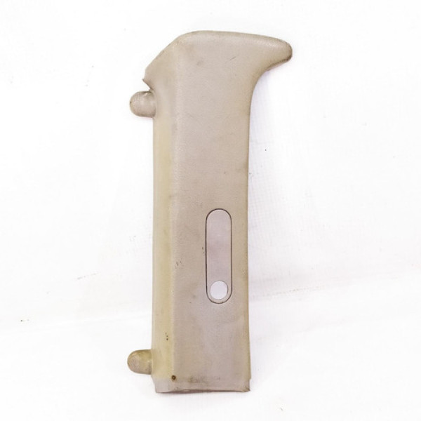 Capa Superior Coluna Central Esquerda Vw Gol 2000    18462