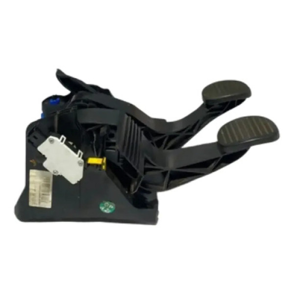 Pedal Freio Embreagem Fiat Strada Freedom 2021 A 2024
