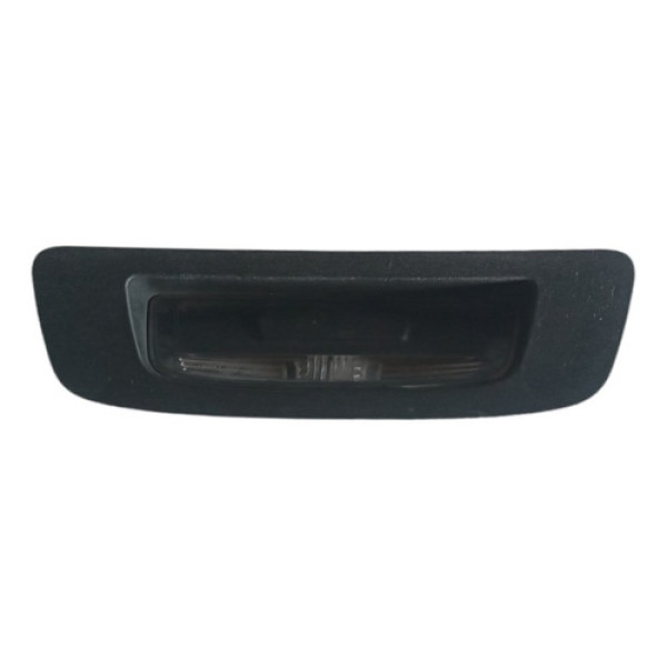 Botão Luz Placa Tampa Traseira Gm Cruze Sedan 2017 A 2020 