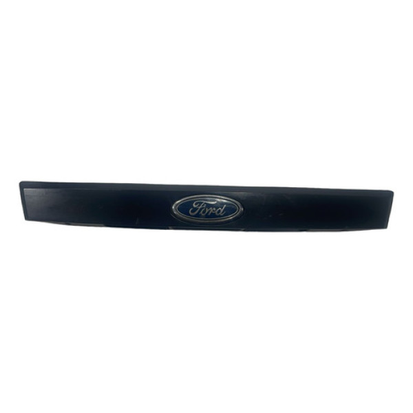 Friso Tampa Traseira Luz Placa Ford Fiesta Sedan 2003-2012