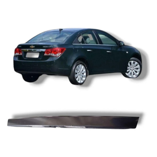 Friso Tampa Traseira Luz Placa Gm Cruze 2012 2016 Original Preto