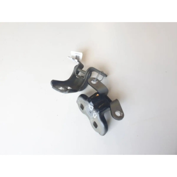 Dobradiça De Porta Dianteira Direita Gm Onix 2013