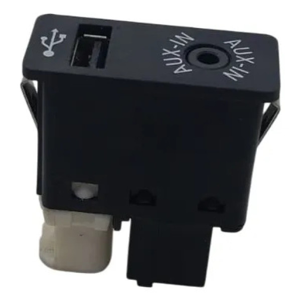 Tomada Usb Auxiliar Bmw X6 3.0 6cc Xdrive 2014 Preto