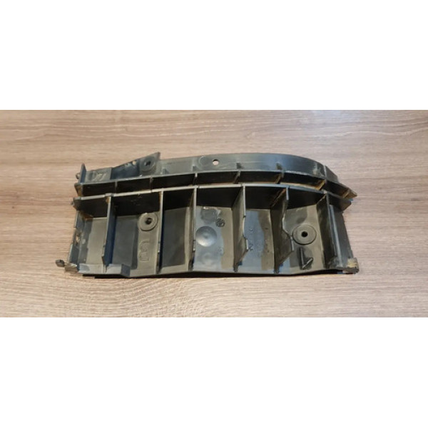 Guia De Para Choque Traseiro Esquerdo Audi A3 1.8 2002