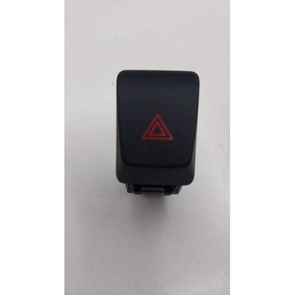 Botao Alerta Nissan Kicks 1.6 2019 Vermelho