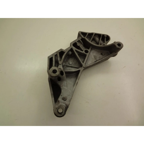Suporte Coxin Do Motor Direito Vw Passat 2.0 Tsi 2011
