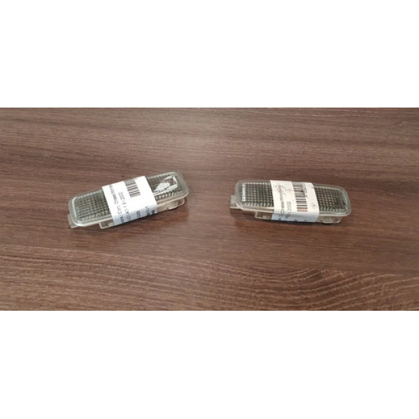 Par De Luz De Tapa Sol Audi A3 2002 1.8