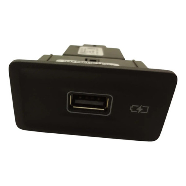 Entrada Usb Vw Saveiro Robust 1.6 Msi 2024 Preto