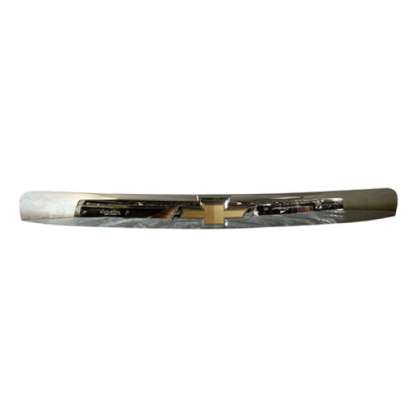 Moldura Tampa Traseira Tracker 2014 A 2019