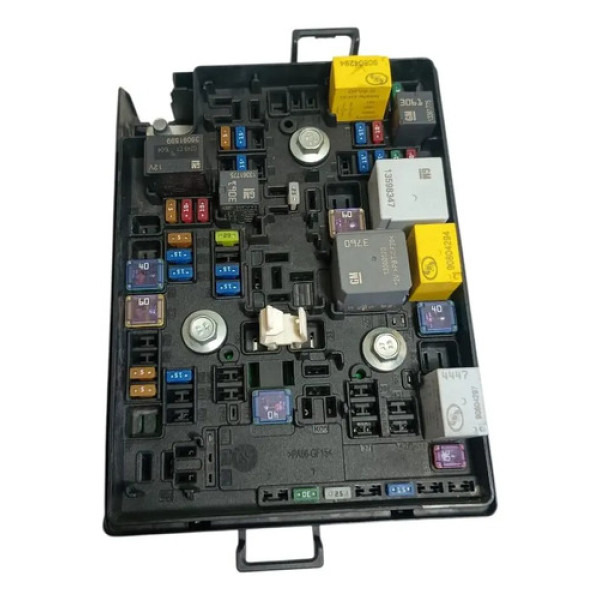 Caixa De Fusivel Onix Plus 1.0 Turbo Aut. 2021 