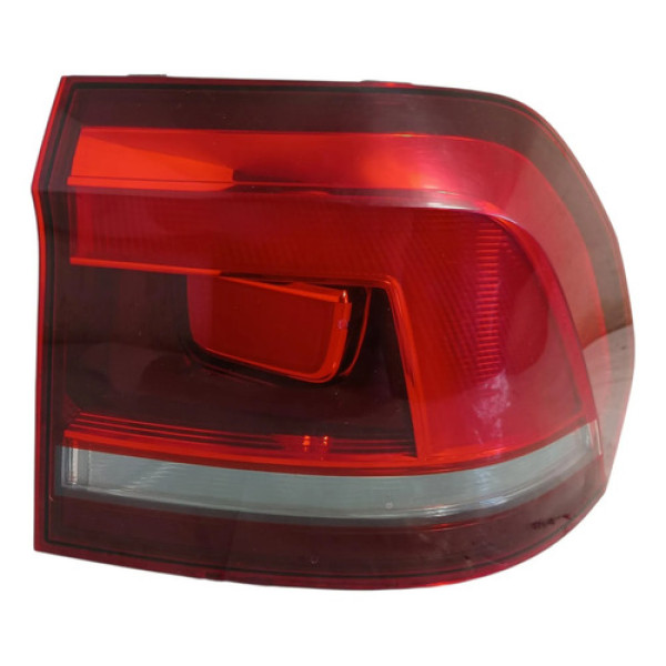 Lanterna Traseira Direit Fox Crossfox 15 A 2022 Fume (canto) Direito/passageiro Vermelho