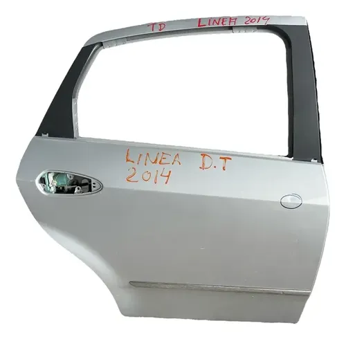 Porta Traseira Direita Fiat Linea 2009,2010 A 2016 (avaria) Traseira Direita
