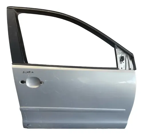 Porta Dianteira Direita Polo 2003 A 2015 (avaria) Dianteira Direita