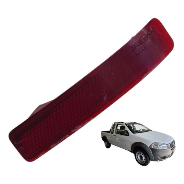 Refletor Parachoque Traseiro Esquerdo Fiat Strada 1.4 2012 Vermelho
