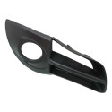 Grade Farol Milha Direito Chevrolet Montana 2011 Preto