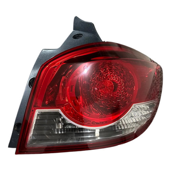 Lanterna Traseira Direita Gm Cruze Hatch 2012-2016 94559608 Direito/passageiro Vermelho