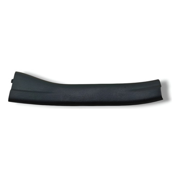 Soleira Dianteira Direita Yaris 2023 679170d250 Preto