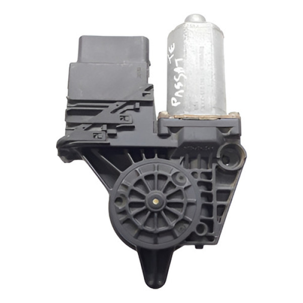 Motor Vidro Traseiro Esquerdo Passat 98/01 0130821697