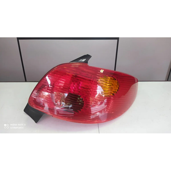 Lanterna Traseira Direita Peugeot 206 2004 2005 2006 A 2010  Direito Vermelho