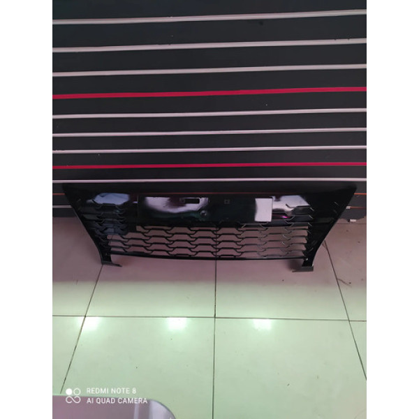 Grade Parachoque Dianteiro Yaris 2018 A 2022 Brilhante