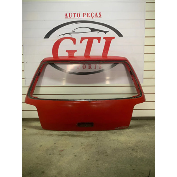 Tampa Traseira Volkswagen Golf 99 00 01 02 03 04 05 06* Vermelho