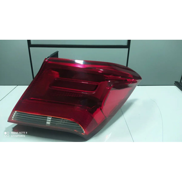 Lanterna Traseira Direita Chevrolet Prisma 2017 2018 2019 Direito/passageiro Vermelho