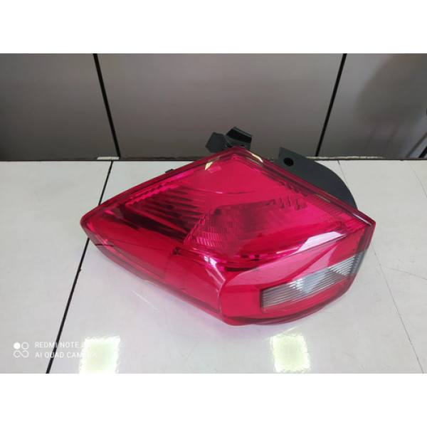 Lanterna Traseira Esquerda Tiggo 2 2018 A 2022 Esquerdo/motorista Vermelho