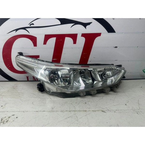 Farol Direito Toyota Yaris 2018 A 2020