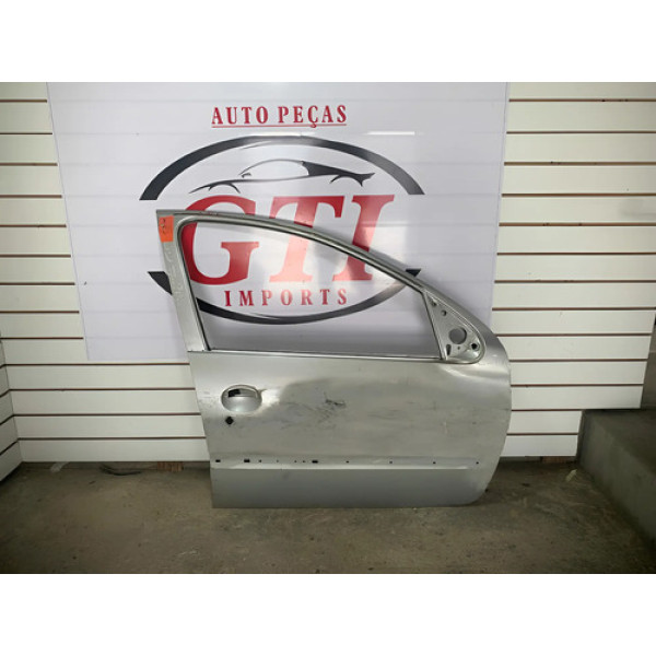 Porta Dianteira Direita Peugeot 206 4p * Dianteira Direito Cinza
