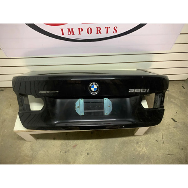 Tampa Porta Mala Bmw 320 13 14 15 16 Preto