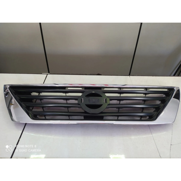 Grade Parachoque Dianteiro Nissan Versa 2011 A 2014 Cromado Fosco