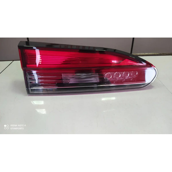 Lanterna Tampa Traseira Esquerda Corolla Cross Led 2021/23 Esquerdo Vermelho