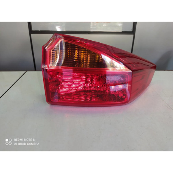 Lanterna Traseira Direita Honda City 2015 A 2017 Direito/passageiro Vermelho