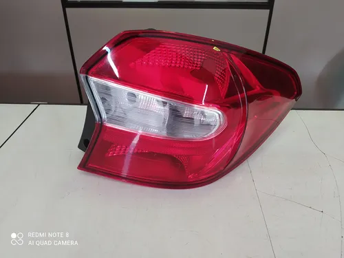 Lanterna Traseira Direita Ford Ka Sedan 2015 A 2018 Direito/passageiro Vermelho