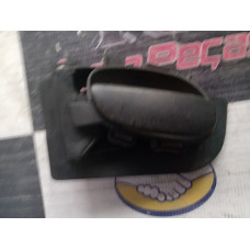 Macaneta Interna Lado Esquerdo Peugeot 206 07 9623698477 A48 Dianteira/traseira