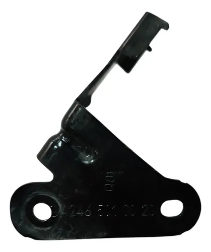 Suporte Da Bomba Da Agua Mercedes Gla200 2016